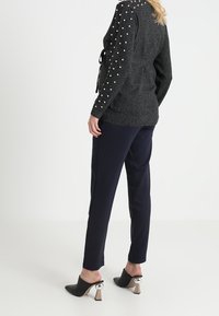 MAMALICIOUS Strickpullover - dark grey