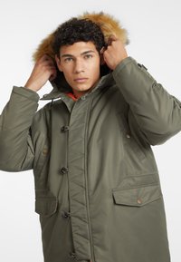 Guess Jeans - Parka