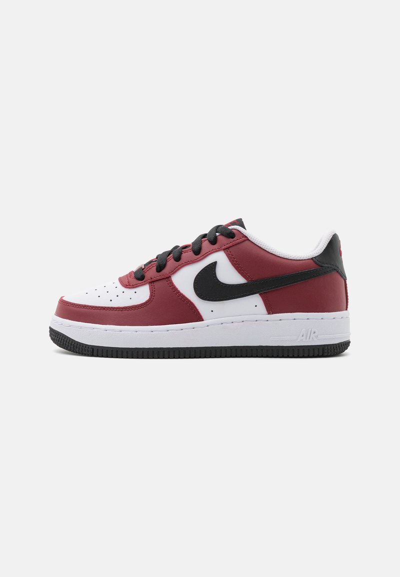 Nike Sportswear AIR FORCE 1 LV8 UNISEX Baskets basses team red/black/white/blanc ZALANDO.FR Nike Sportswear AIR FORCE 1 LV8 UNISEX Baskets basses team red/black/white/blanc ZALANDO.FR