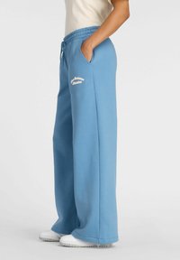 LINEAR HERITAGE WIDE LEG  - Jogginghose - shoreline blue