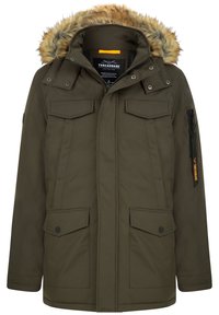 Oliwkowa zielona parka z odpinanym kapturem wyłożonym futrem, wieloma przednimi kieszeniami, kieszenią na zamek na rękawie oraz regulowanymi mankietami.
