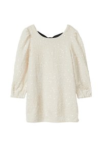 Jurk met korte mouwen in gebroken wit met een getextureerd oppervlak bedekt met pailletten. Vierkante halslijn; pofmouwen. De achterkant heeft een zwarte sluiting.