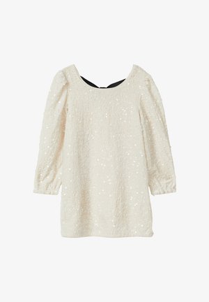 Jurk met korte mouwen in gebroken wit met een getextureerd oppervlak bedekt met pailletten. Vierkante halslijn; pofmouwen. De achterkant heeft een zwarte sluiting.