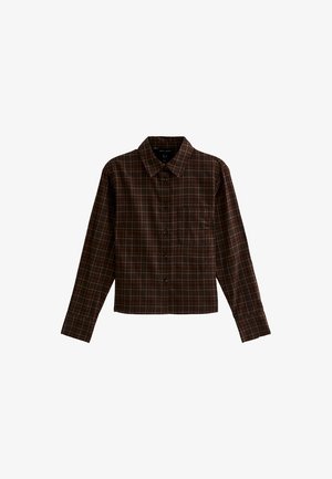 Chemise à carreaux brune à manches longues, avec un devant boutonné, un col évasé et une poche poitrine unique, faite d'un tissu en coton lisse.