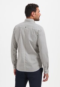 NO EXCESS PRINTED STRETCH - Overhemd - white
