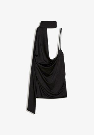 Crna asimetrična majica s jednom dugom rukavom, jednim tankim remenom i naboranim tkanjem preko prednjeg dijela.