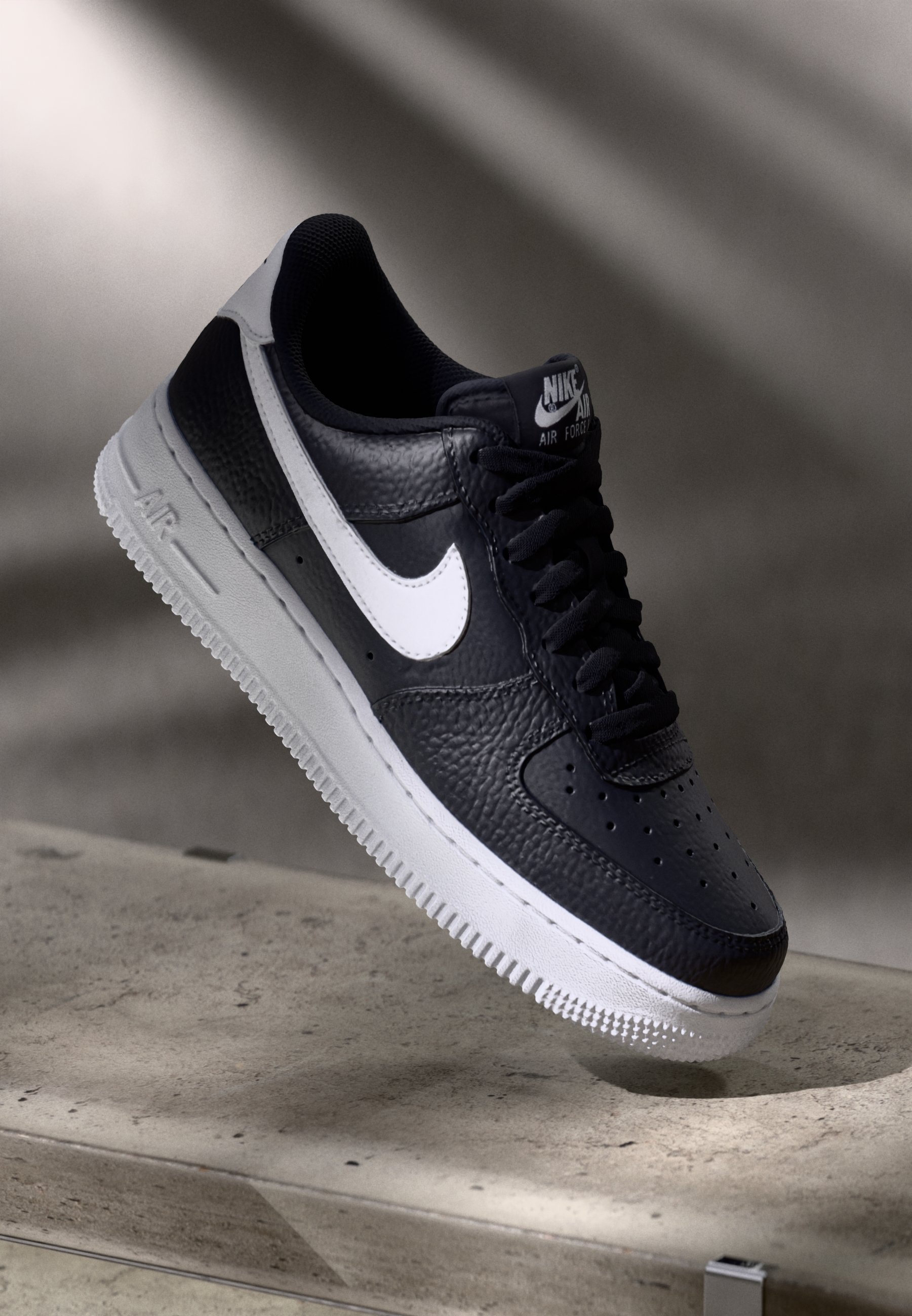 Nike Sportswear AIR FORCE 1 '07 - Trainers - black/white