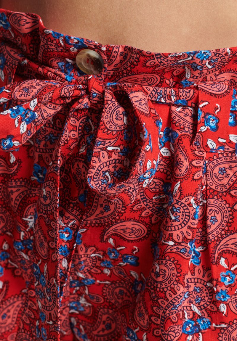 Damen Kleider | Superdry VINTAGE PAPER PRINTED Shorts paisley red aop/rot - KN03813 Damen Kleider | Superdry VINTAGE PAPER PRINTED Shorts paisley red aop/rot - KN03813