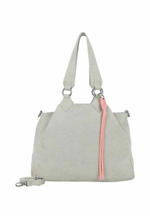 Borsa a tracolla grigia chiara con doppie cinghie, una superficie testurizzata e un accent di corda rosa. Include una tracolla rimovibile e hardware in metallo.