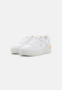 Tommy Hilfiger COURT - Sneakers basse - white