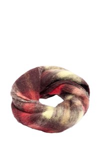 Wełniany szalik typu infinity w odcieniach głębokiej czerwieni, żółci i brązu, o miękkiej, puszystej teksturze i bezszwowym, okrągłym fasonie.