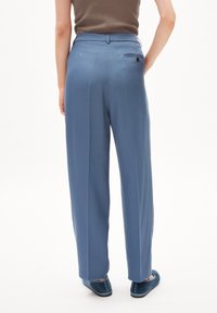 ARMEDANGELS SANDRINAA TAPERED  - Chino - iron blue