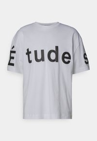 SPIRIT ETUDES BIG WHITE UNISEX - Tricou cu imprimeu - white