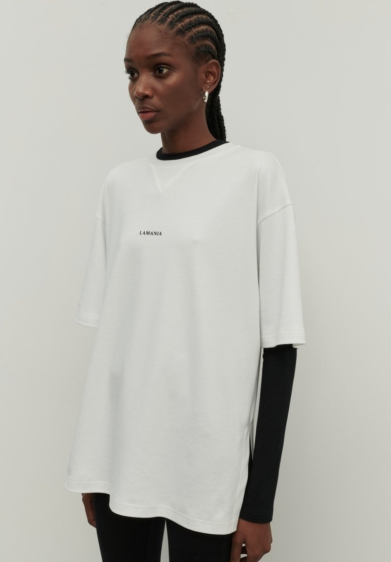 LA MANIA Tshirt z nadrukiem/mleczny Zalando.pl