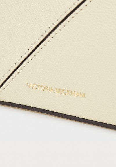 Victoria Beckham CROSSBODY - Torba preko tijela - ivory