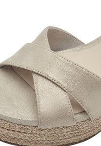 Tamaris Sandali con plateau - champagne