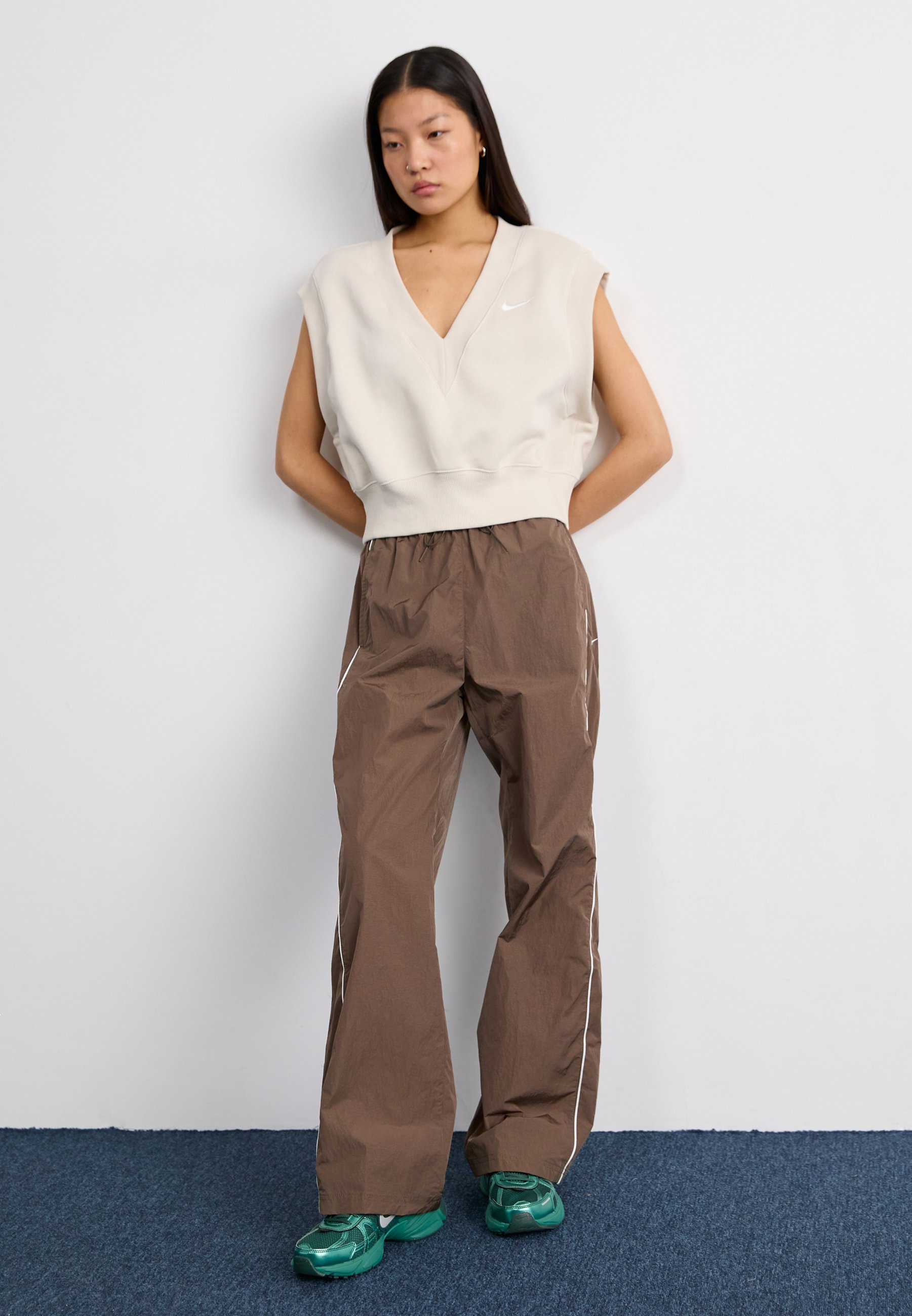 Nike Sportswear PANT - Tracksuit bottoms - ironstone/black - Zalando.co.uk