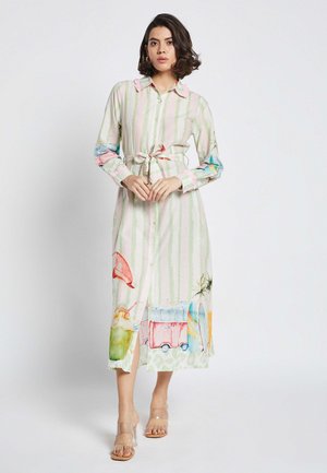 Abito a camicia - trip