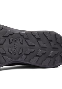 Sula av svart gummi med ett mångriktat mönster för grepp, med "MAMMUT SWISSDESIGN" präglat i mitten.