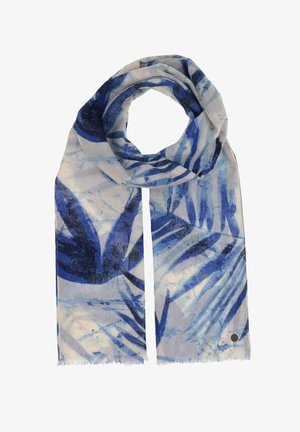 Écharpe légère avec motifs abstraits de feuilles bleues et bleu marine, bouclée lâchement avec des bords frangés sur fond blanc.