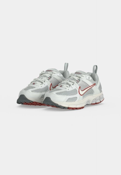 Nike VOMERO 5 UNISEX - Trainers - photon dust/summit white/grey fog/dune red/smoke grey — photo 3