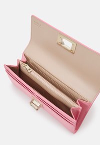 Furla CONTINENTAL - Lommebok - begonias