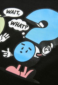 Next SHORT SLEEVE GRAPHIC STANDARD - Apdrukāts T-krekls - black wait what