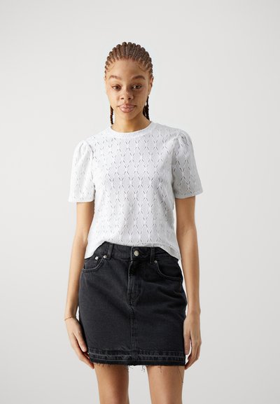 Objfeodora S S Top Cloud Dancer