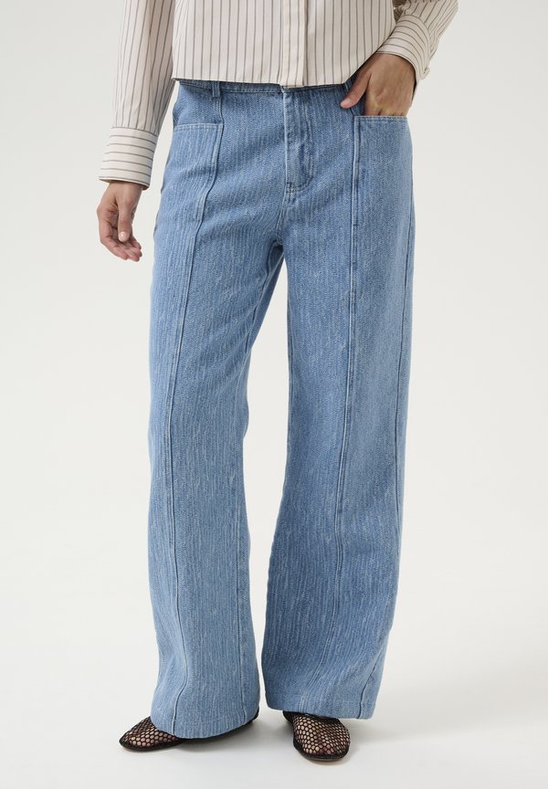 URBANA  - Flared Jeans