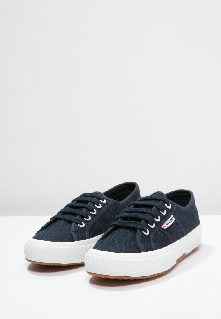 superga blue