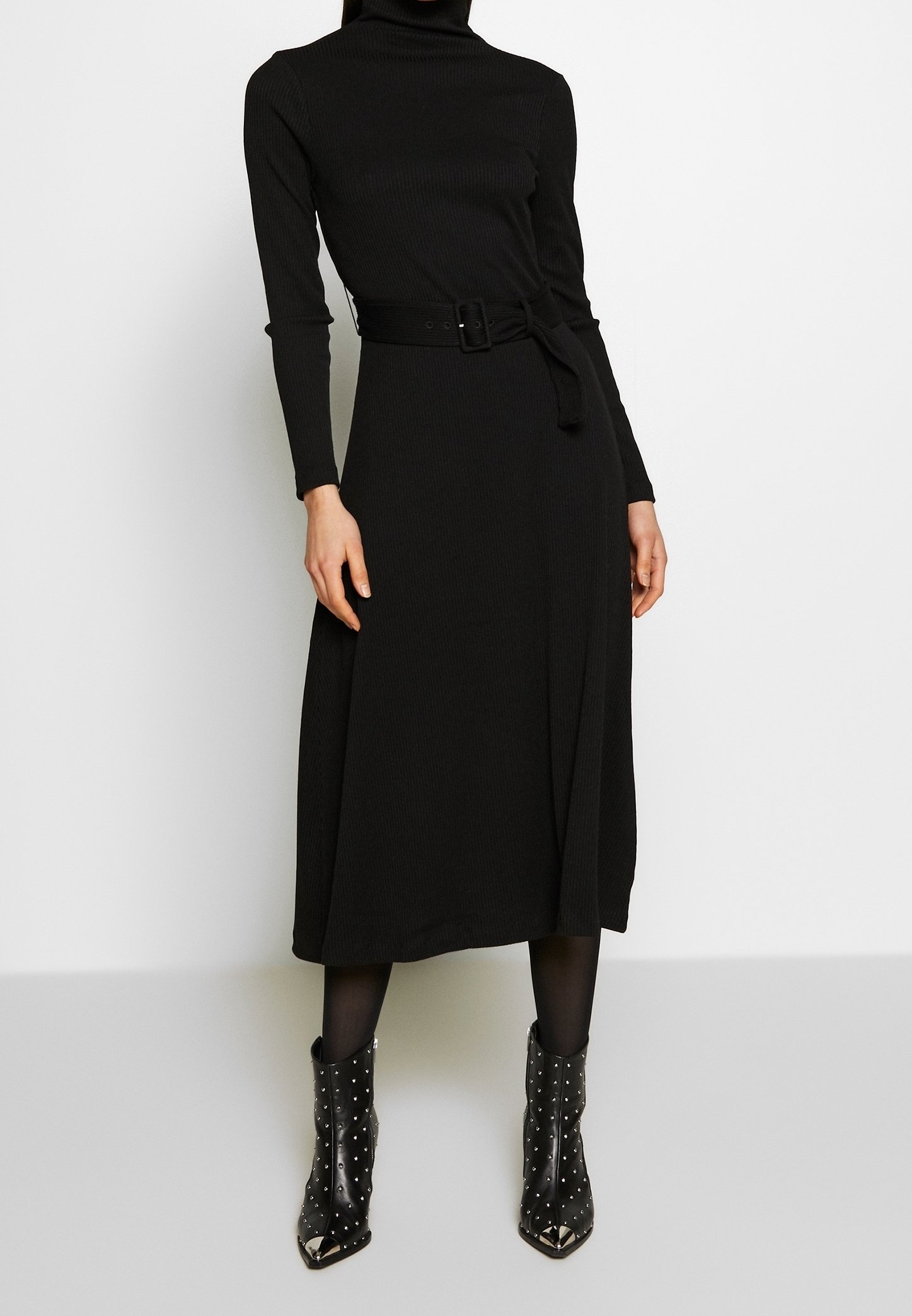 Club Monaco Jumper dress - black - (Pre-owned) - Zalando.ie