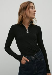 EDITED SVETLANA - Longsleeve - schwarz