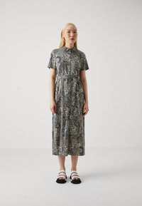 Vero Moda - VMSIMPLY EASY LONG SHIRT  - Košilové šaty - laurel wreath Miniatura obrázku 1