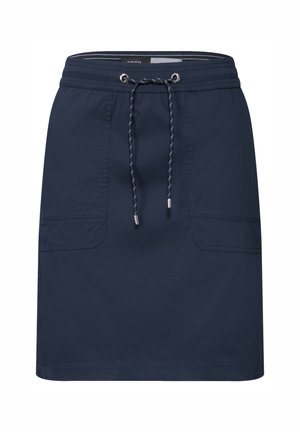 Námořnická modrá sukně s elastickým pasem, šňůrkou a dvěma předními kapsami. Vyrobena z hladké látky s jemnými švy.