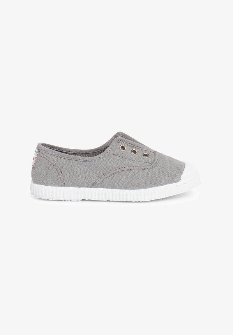 Pisamonas Zapatos sin cordones