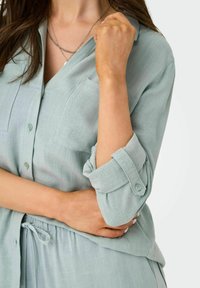 ONLY ONLYASMIN-SIESTA - Overhemdblouse - abyss