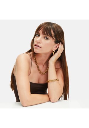Bracelet - gold