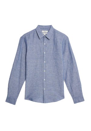 Camisa de manga larga a rayas azul y blanca con cuello abotonado, que presenta una tela texturizada y un dobladillo recto.