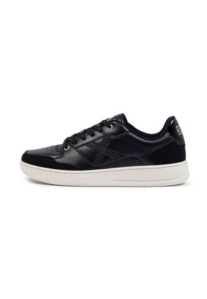 MUNICH LEGIT - Trainers - varnish black