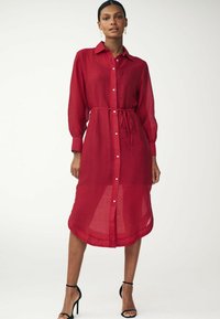 Next REGULAR FIT czerwony