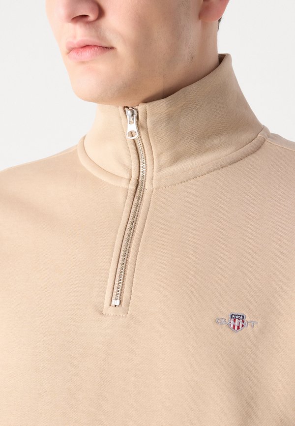REG SHIELD HALF ZIP  - Sweatshirt - dry sand3