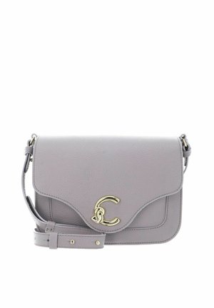 Hellgraue Leder-Umhängetasche mit verstellbarem Riemen und goldfarbenem Verschluss in Form ineinandergreifender Buchstaben C.