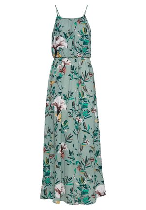 Robe maxi verte sans manches avec fines bretelles et motif floral comprenant des fleurs blanches, roses et jaunes avec des feuilles vertes.