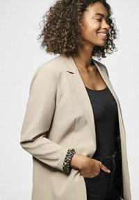 Pieces PCBOZZY - Blazer - silver mink