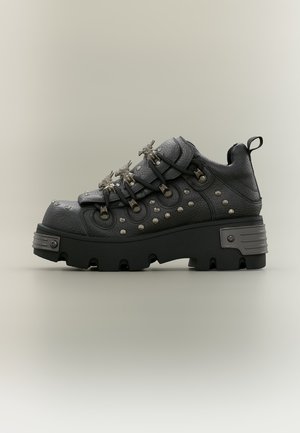 Koi Footwear THURNAX CHUNKY HARDWARE TRAINER - Tenisky - black