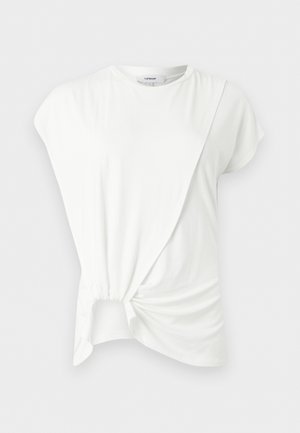 Valge lühikeste varrukatega pluus ümmarguse kaelusega ja asümmeetrilise ees oleva sõlme detailiga, mis tekitab kogutud kangamõju.