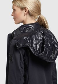 khujo RUTH SHINY - Jachetă subțire - schwarz