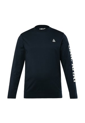 Navy sweatshirt met lange mouwen, gemaakt van zachte stof, met een klein logo op de borst en witte tekst op de linkermouw.
