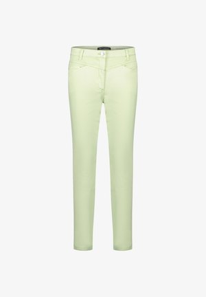 Pantalon femme vert clair coupe slim avec bouton à l'avant, passants pour ceinture et poches avant, présenté sur fond blanc.
