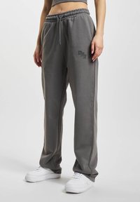 DEF Pantalon de survêtement anthracite ZALANDO